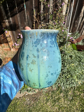 Load image into Gallery viewer, Medium Crystalline Glazed Mug - 18 ounce