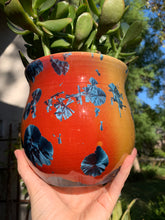 Load image into Gallery viewer, Ceramic Plant Pot Handmade Crystalline Glazed Medium Planter