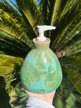 Load image into Gallery viewer, Ceramic Soap Dispenser Crystalline Soap Pump