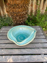 Load image into Gallery viewer, Crystalline Glazed Decorative Bowl Handmade White Crystals