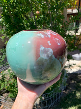 Load image into Gallery viewer, Wheel Thrown 'Globe' Vase