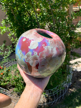 Load image into Gallery viewer, Infinity Edge Flower Vase