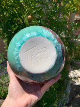 Load image into Gallery viewer, Wheel Thrown 'Globe' Vase