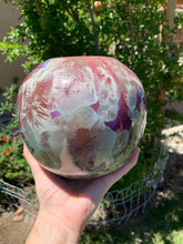 Load image into Gallery viewer, Infinity Edge Flower Vase