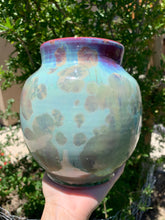 Load image into Gallery viewer, Crystalline Pottery Vase Handmade Decorative Flower Vase