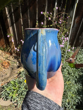 Load image into Gallery viewer, Medium Crystalline Glazed Mug - 18 ounce
