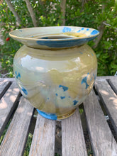 Load image into Gallery viewer, Crystalline Pottery Small Vase Handmade Decorative Flower Vase
