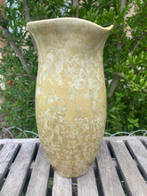 Load image into Gallery viewer, Crystalline Pottery Vase Handmade Decorative Flower Vase
