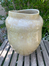 Load image into Gallery viewer, Crystalline Pottery Vase Handmade Decorative Flower Vase
