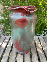 Load image into Gallery viewer, Crystalline Pottery Vase Handmade Decorative Flower Vase
