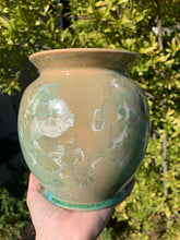 Load image into Gallery viewer, Handmade Pottery Vase Ceramic Crystalline Glazed Decor
