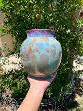 Load image into Gallery viewer, Crystalline Pottery Vase Handmade Decorative Flower Vase
