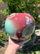 Load image into Gallery viewer, Wheel Thrown &#39;Globe&#39; Vase
