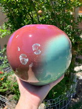 Load image into Gallery viewer, Wheel Thrown &#39;Globe&#39; Vase
