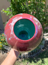 Load image into Gallery viewer, Wheel Thrown &#39;Globe&#39; Vase
