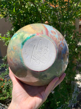 Load image into Gallery viewer, Wheel Thrown &#39;Globe&#39; Vase
